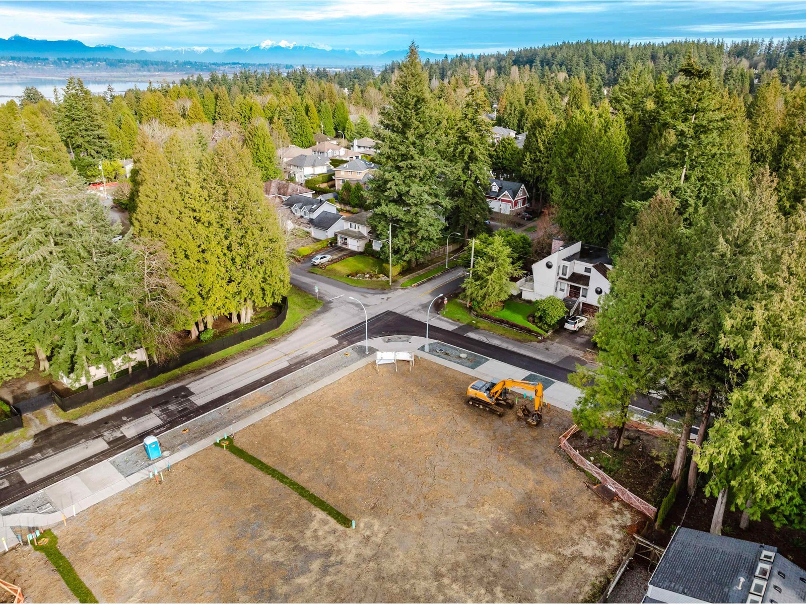 12442 25 Avenue Property Photo 15