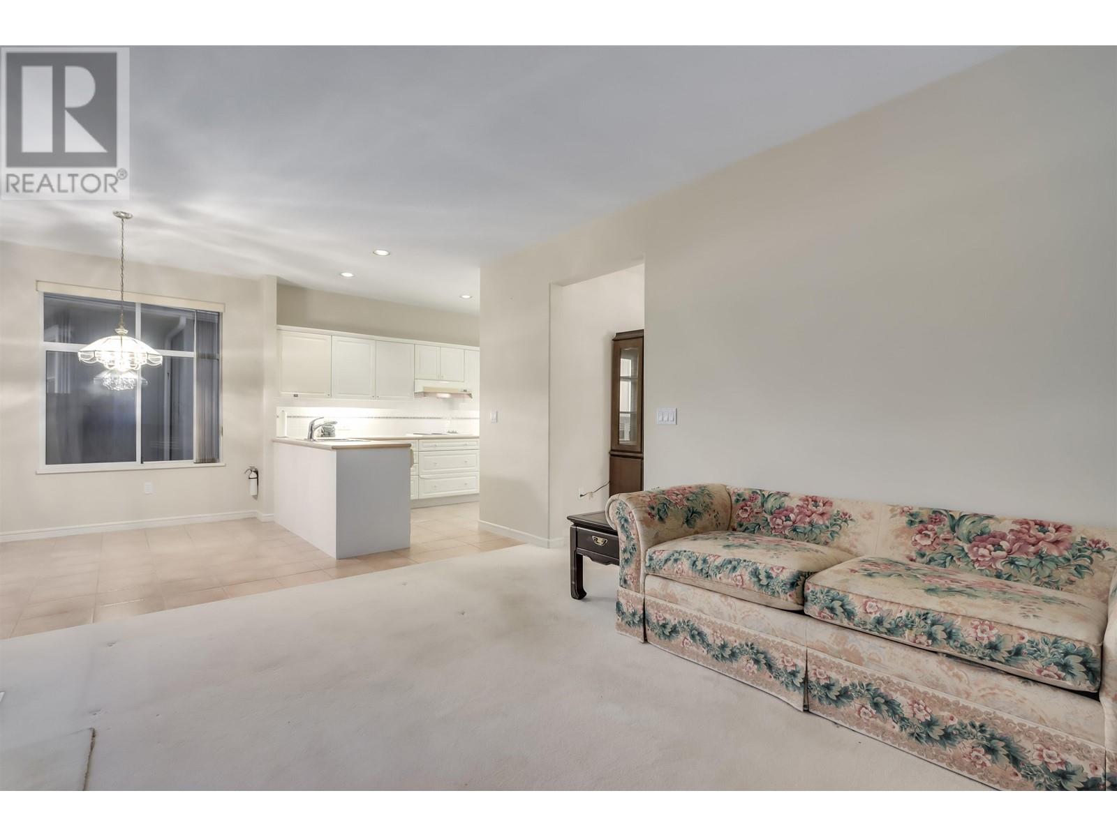 43 3555 Westminster Highway Property Photo 10