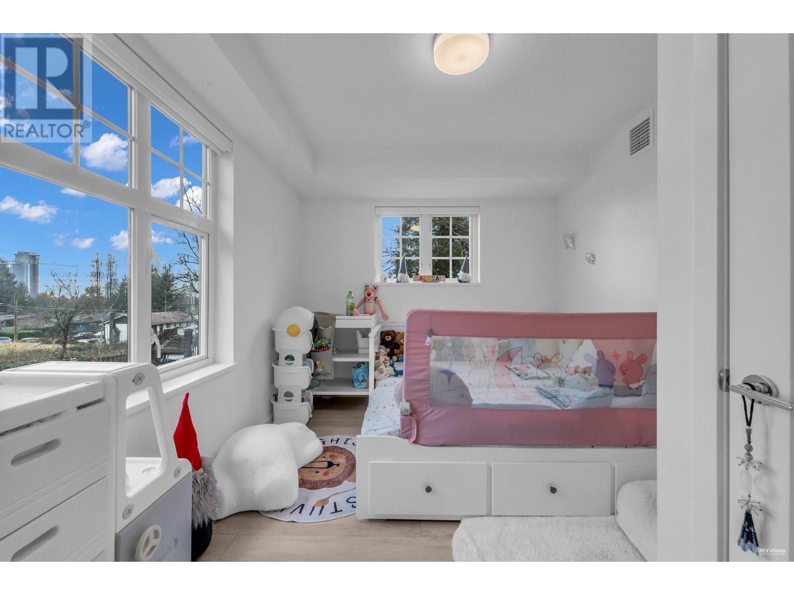 116 678 Fairview Street Property Photo 16