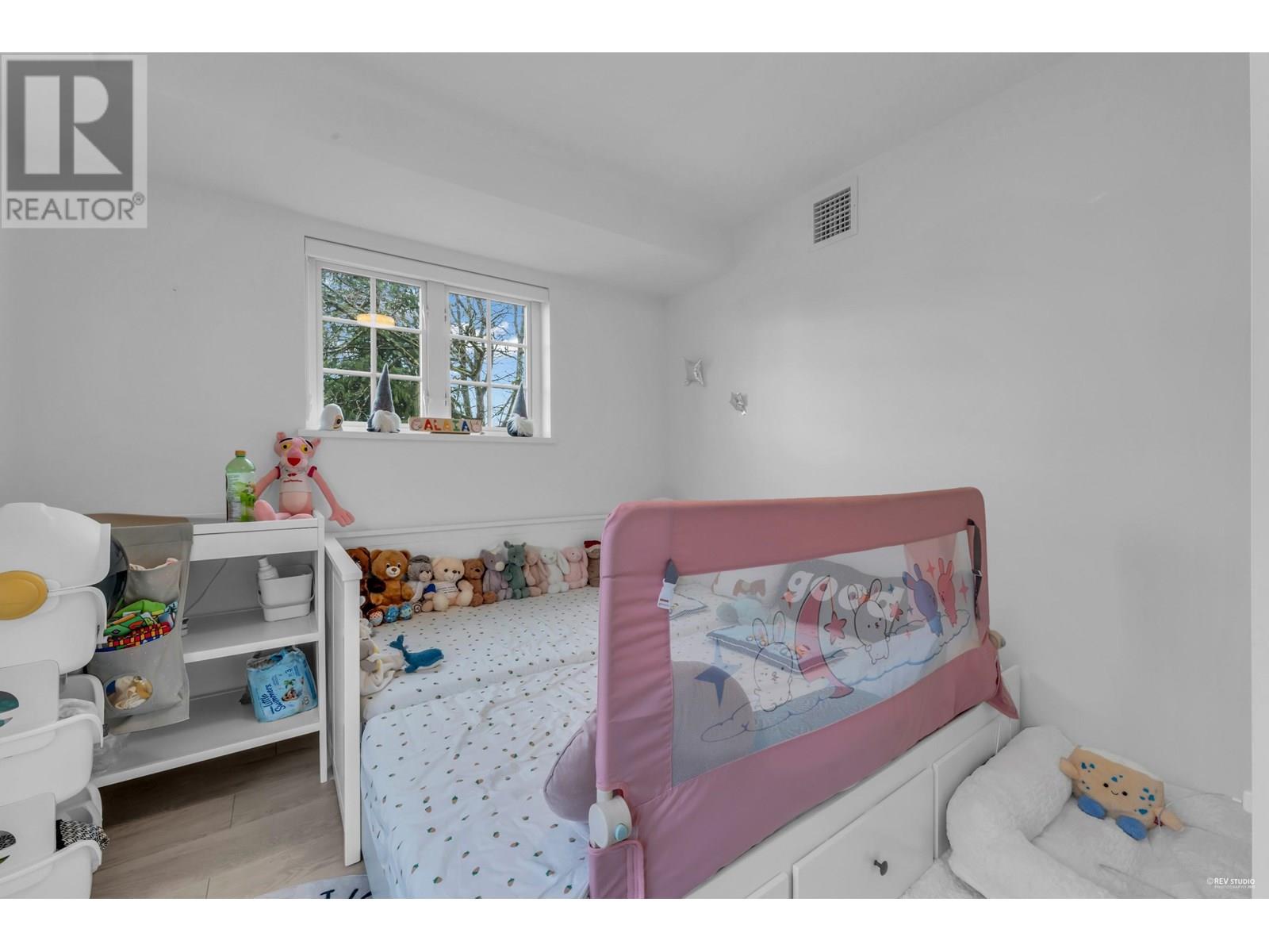 116 678 Fairview Street Property Photo 17