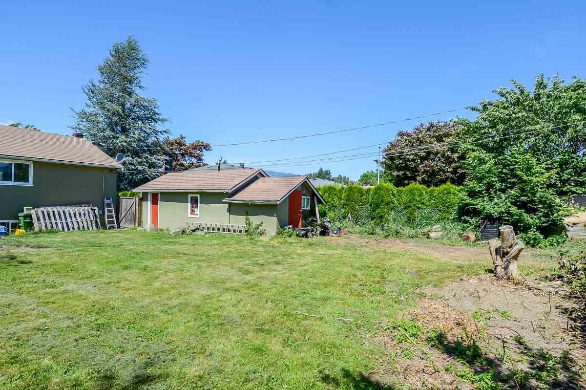46496 Mayfair Avenue Property Photo 10