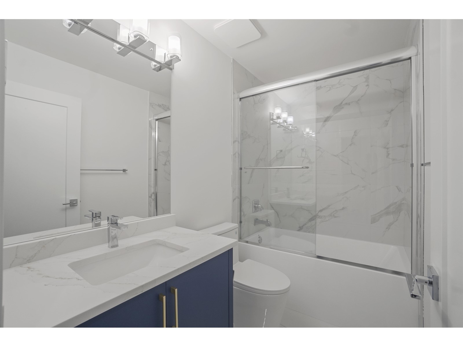 20535 74b Avenue Property Photo 11