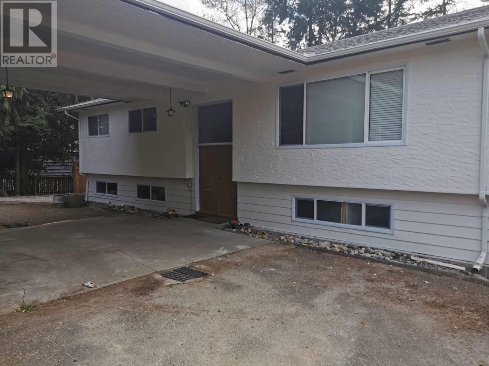 7044 FIELDING COURT Property Photo 1