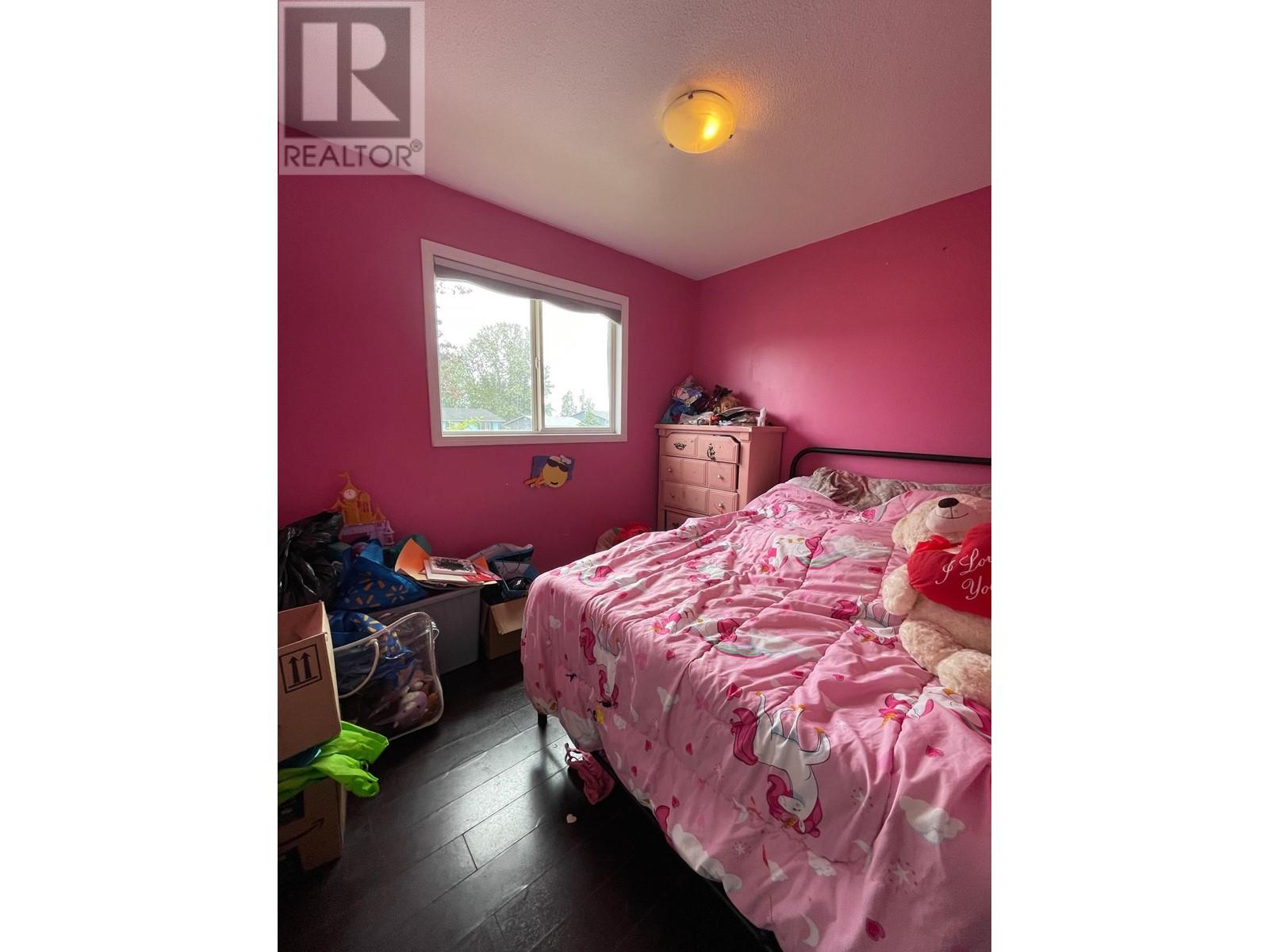 5323 Willow Road Property Photo 12