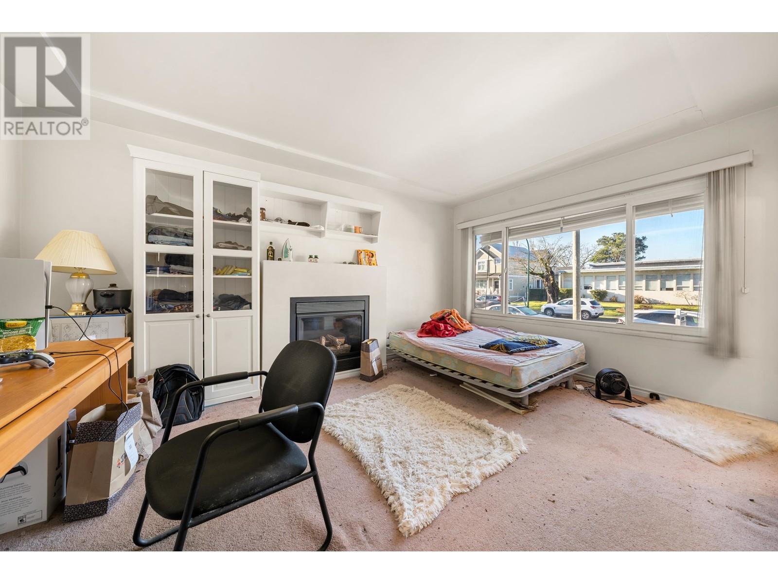5628 Killarney Street Property Photo 3