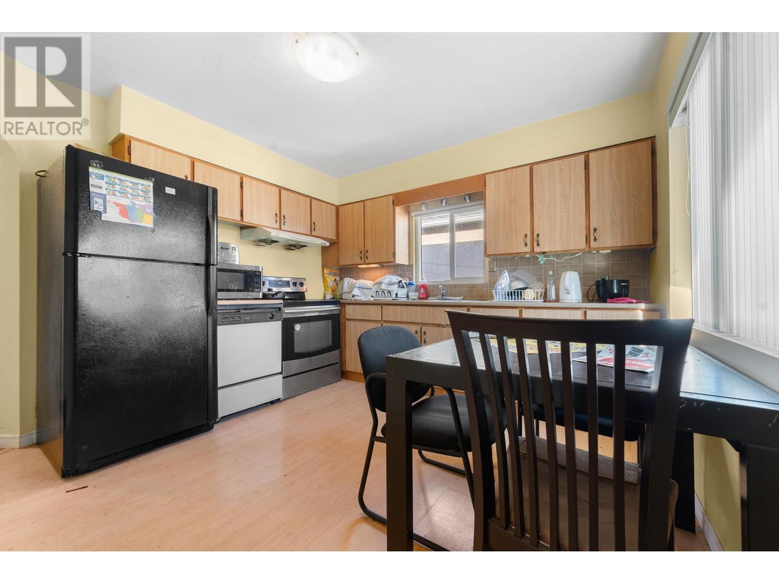 5628 Killarney Street Property Photo 7