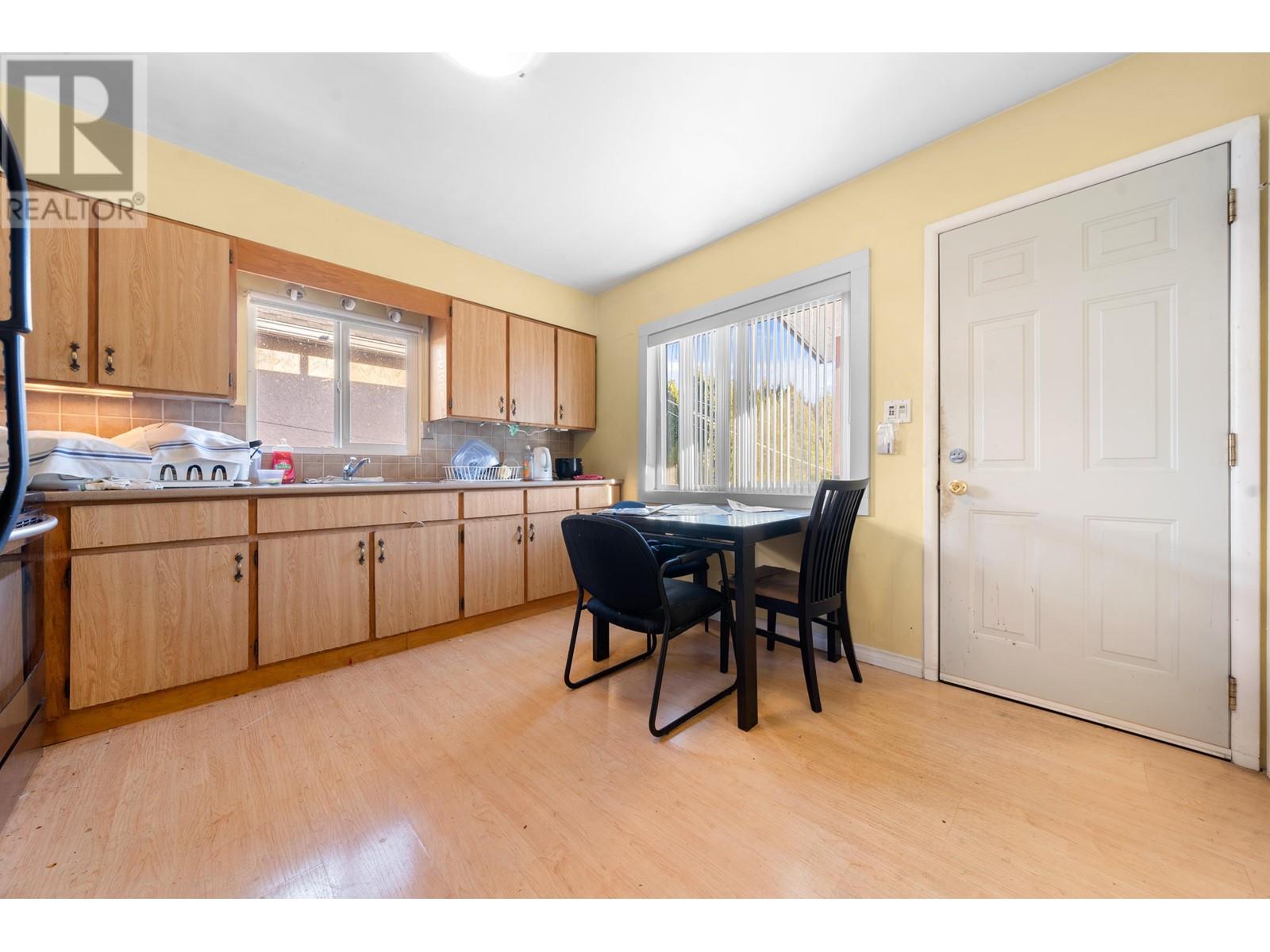 5628 Killarney Street Property Photo 12