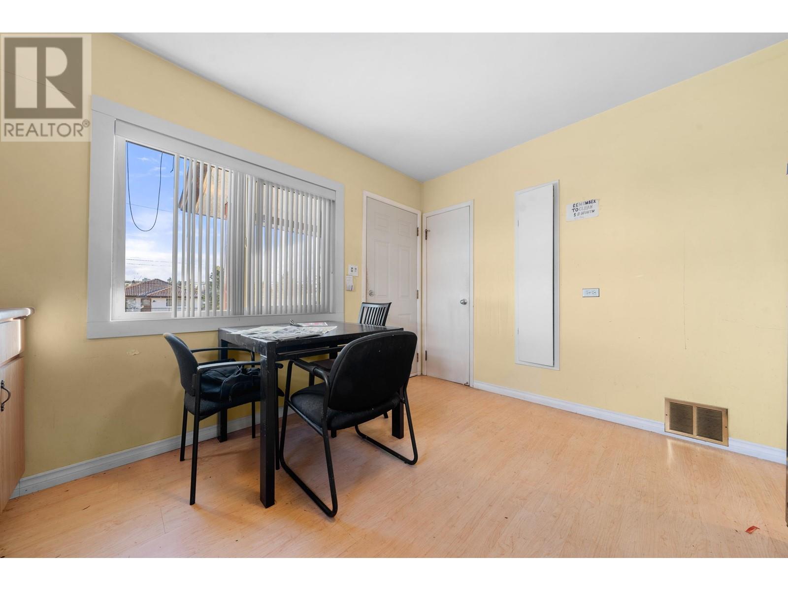 5628 Killarney Street Property Photo 13