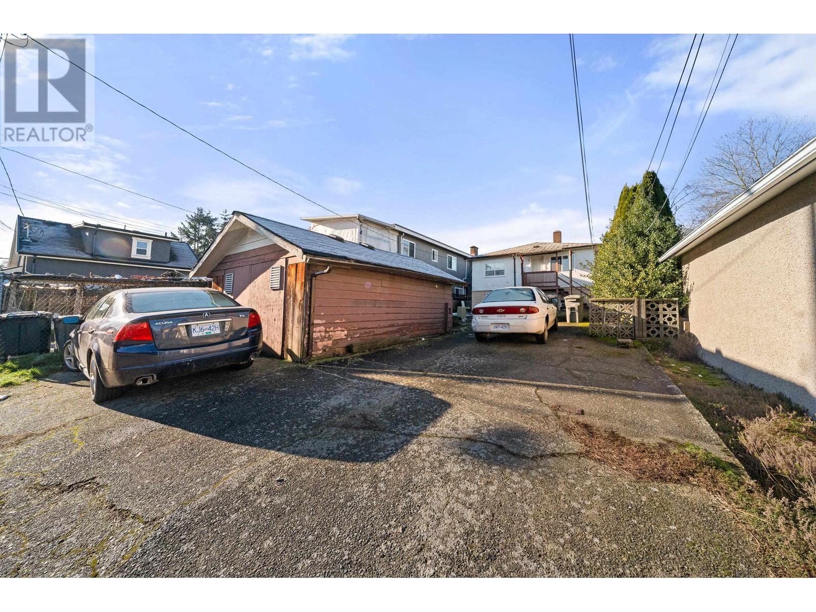 5628 Killarney Street Property Photo 31
