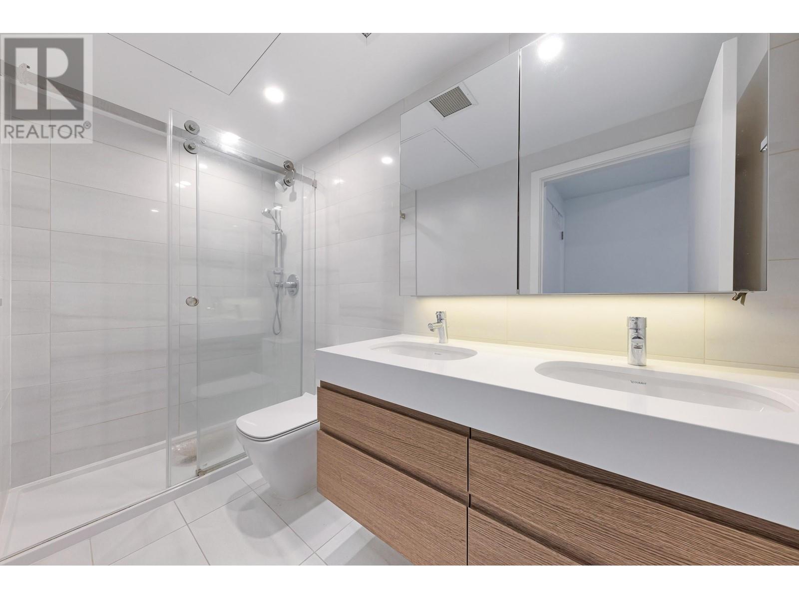 3007 6463 Silver Avenue Property Photo 9