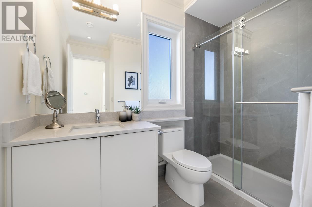 6173 Aubrey Street Property Photo 40