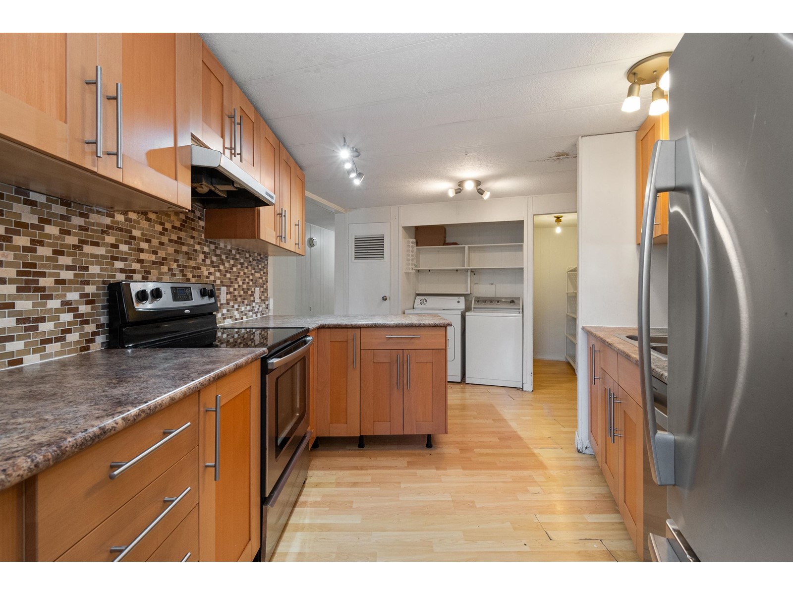 58 8220 King George Boulevard Property Photo 14