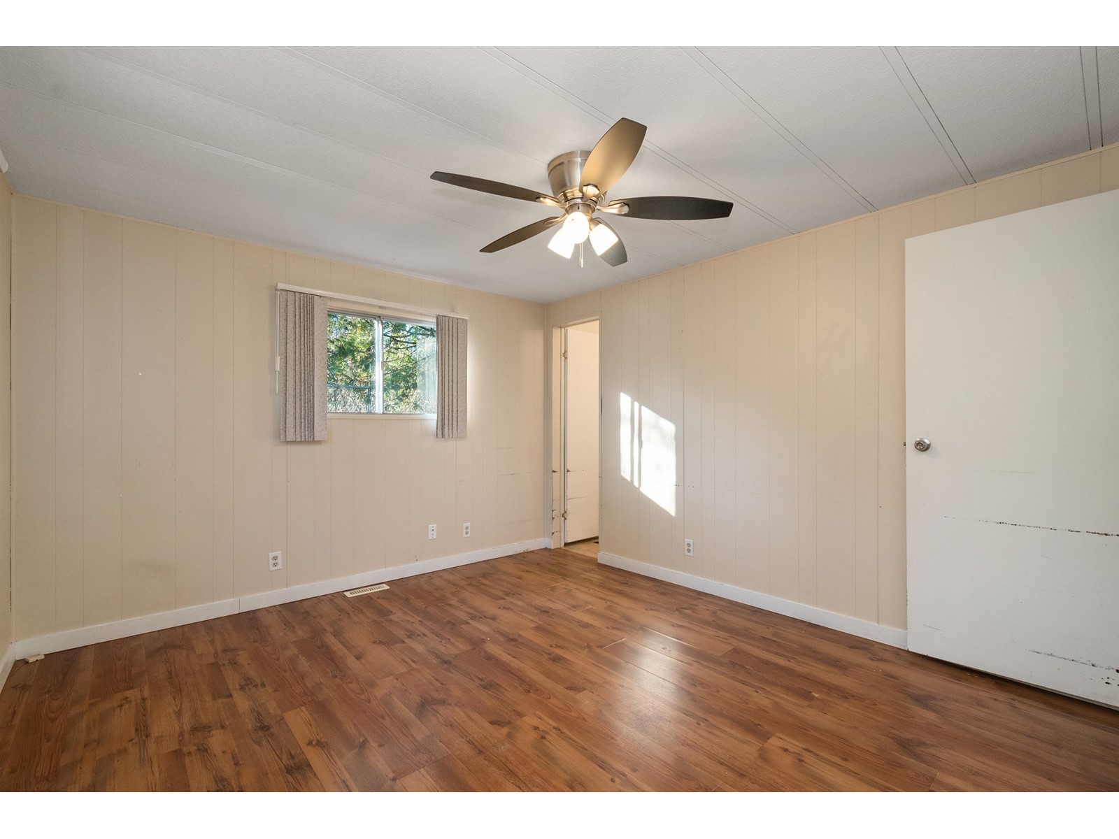 58 8220 King George Boulevard Property Photo 16