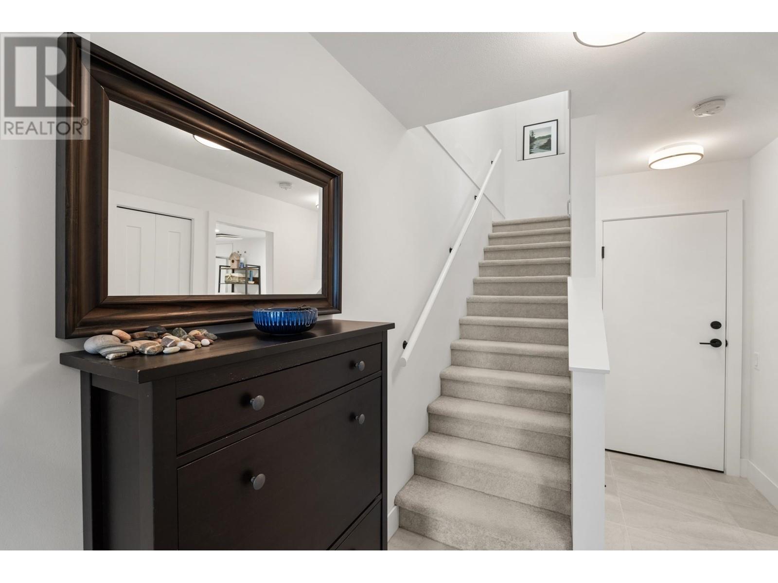44 4716 Orca Way Property Photo 3