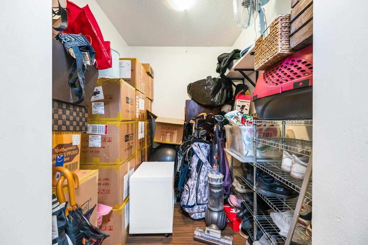 A217 8929 202 Street Property Photo 13