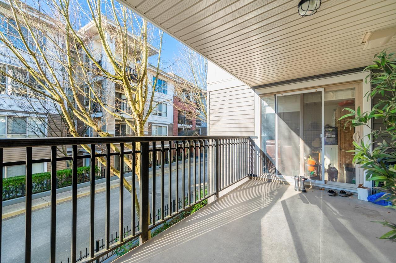 A217 8929 202 Street Property Photo 16