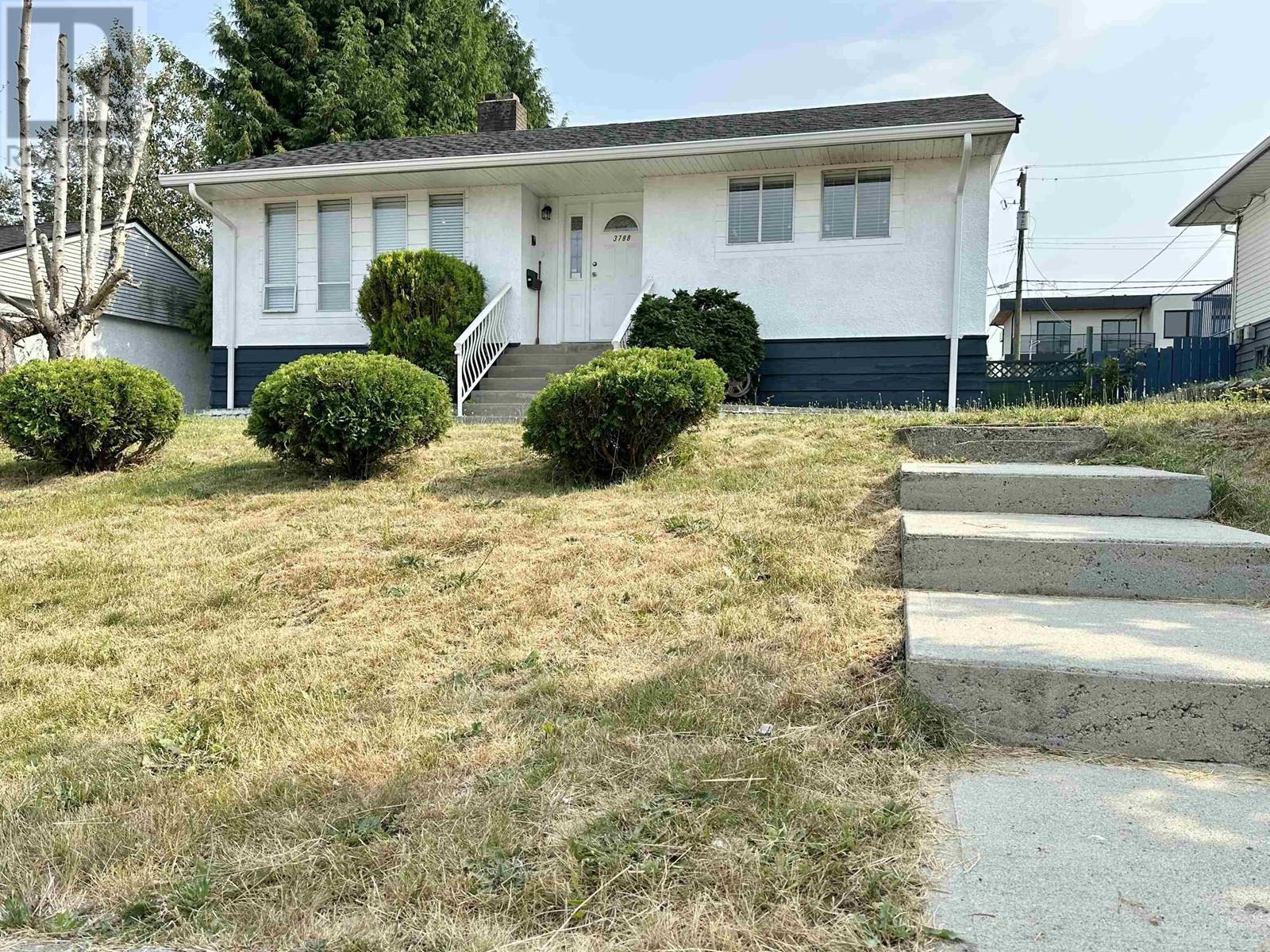 3788 Linwood Street Property Photo 2