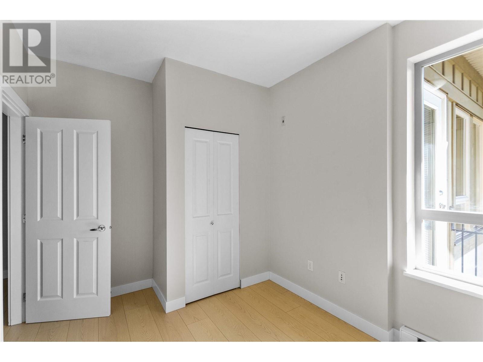 5403 5111 Garden City Road Property Photo 10