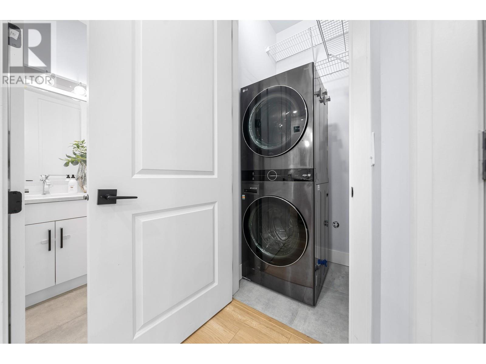 962 Renfrew Street Property Photo 10