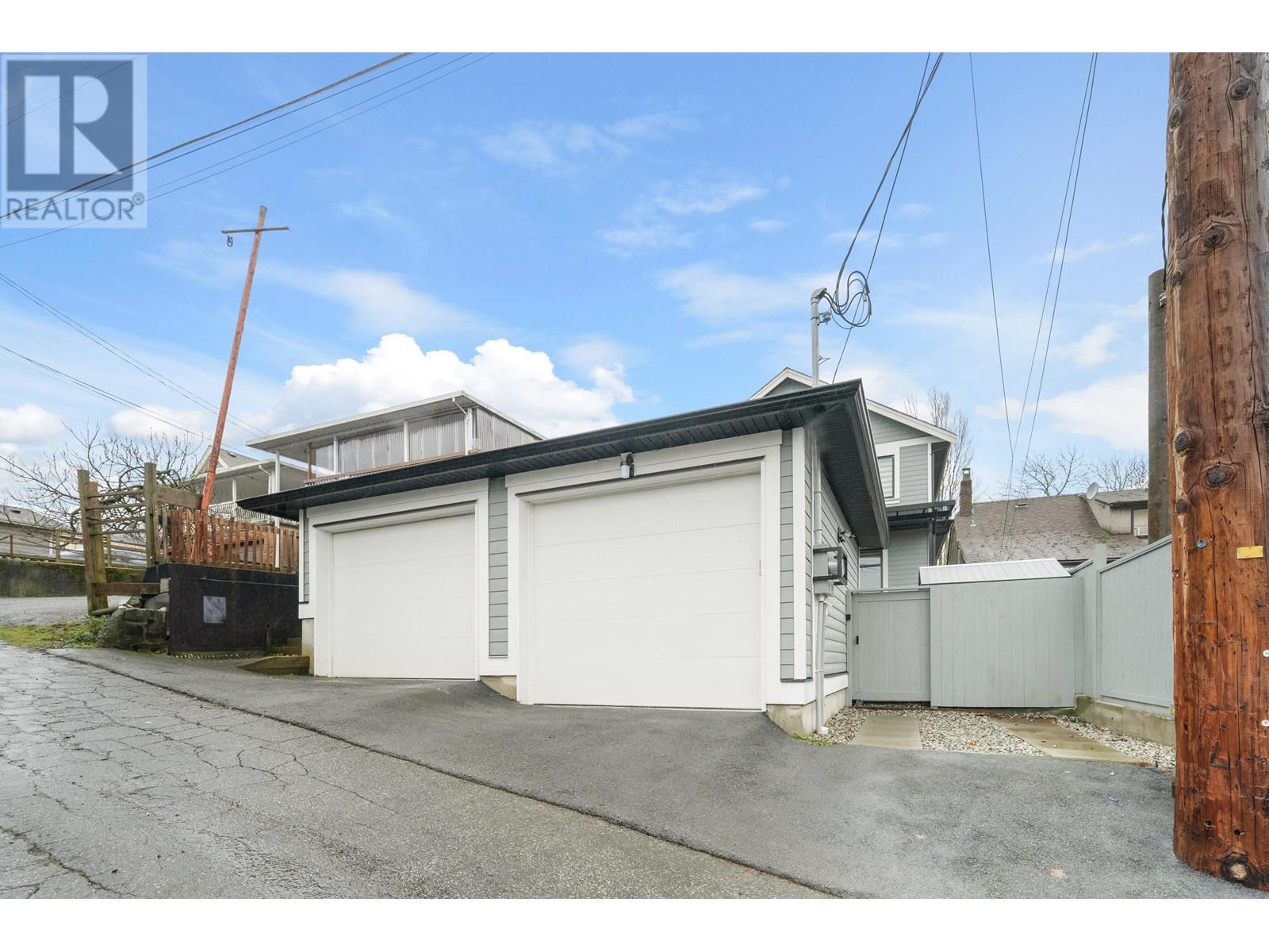 962 Renfrew Street Property Photo 19