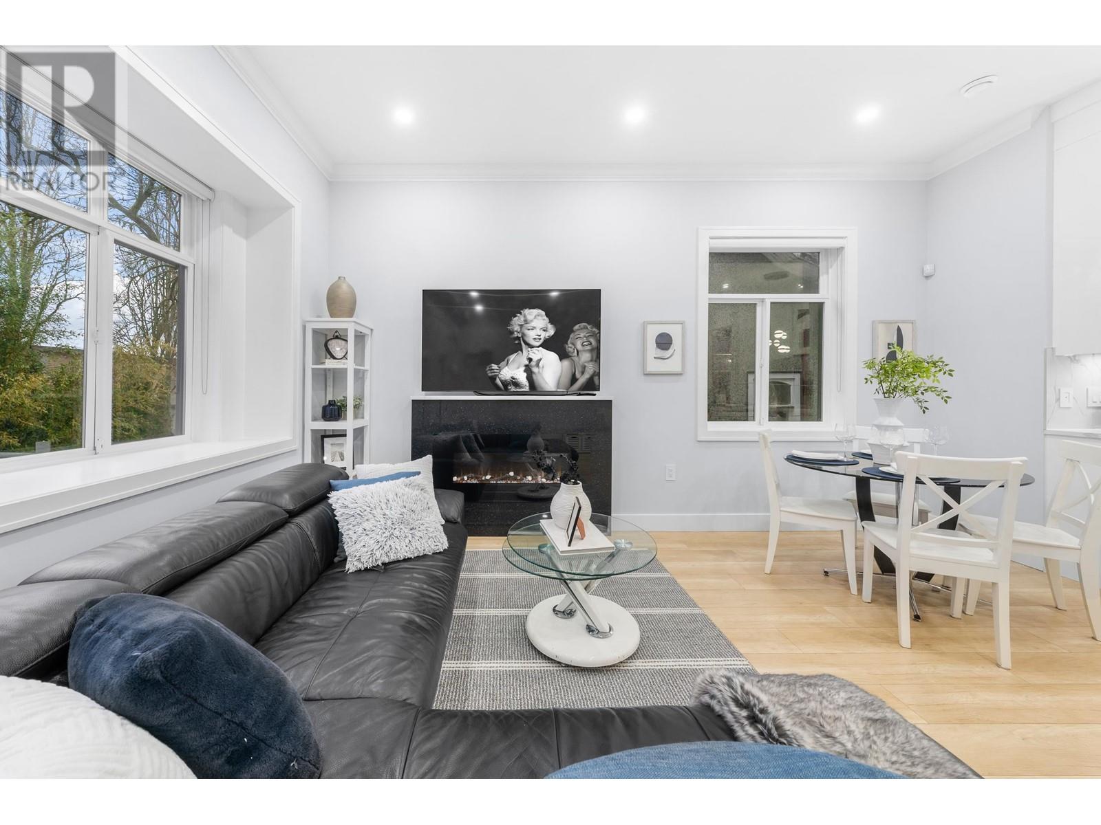 962 Renfrew Street Property Photo 20