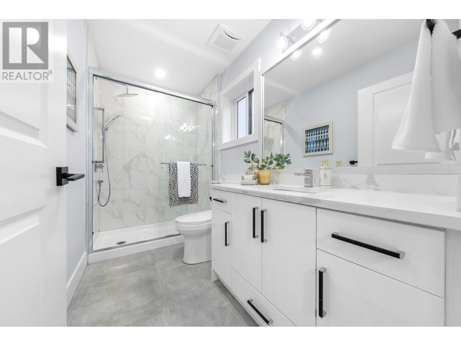 962 Renfrew Street Property Photo 29