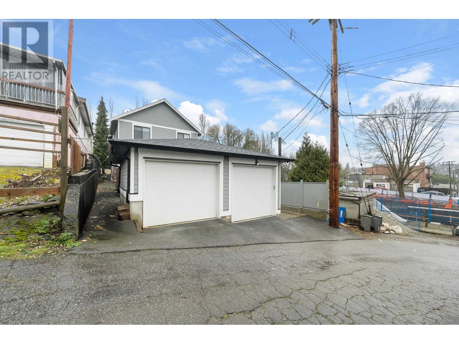 962 Renfrew Street Property Photo 38