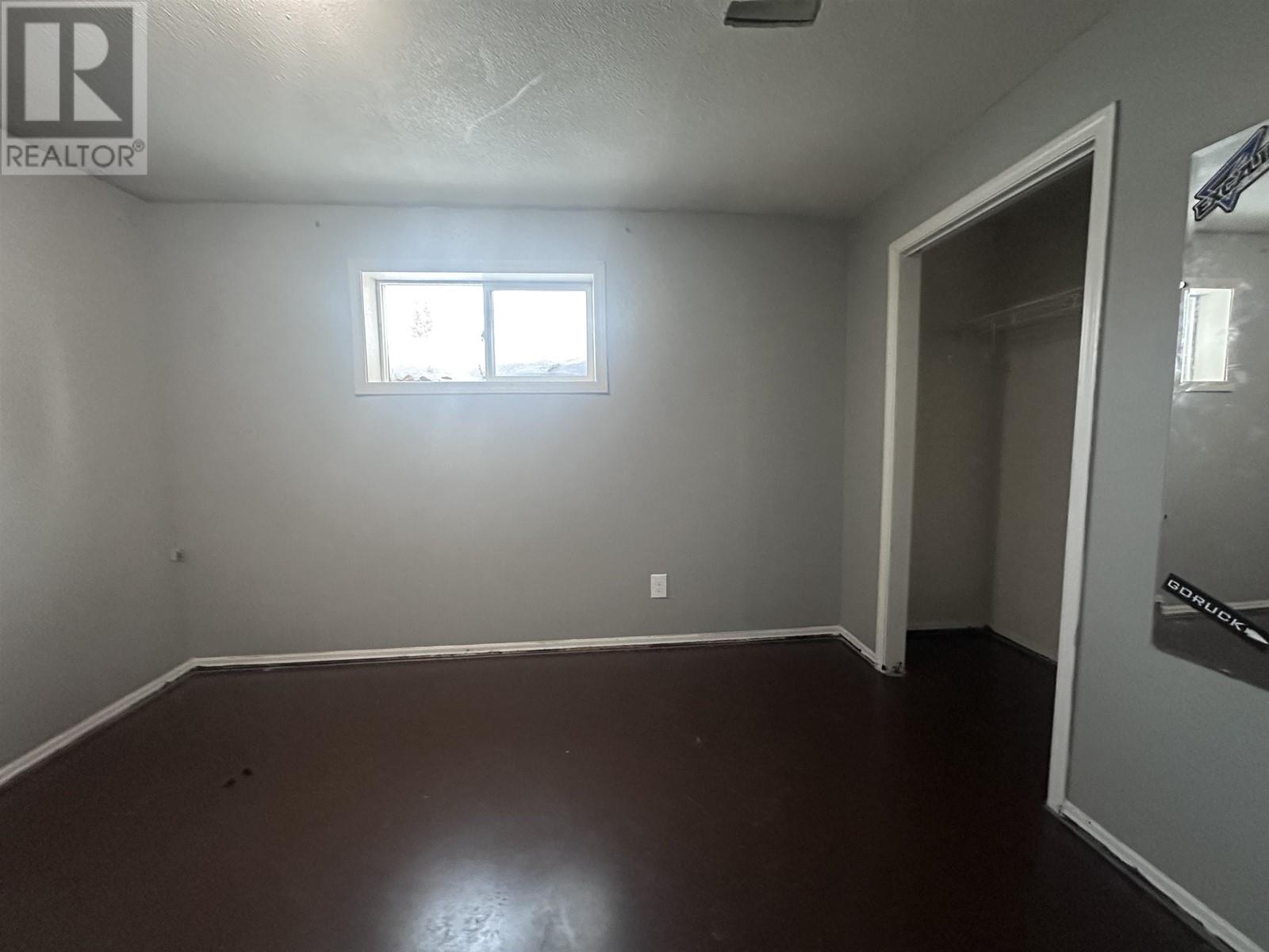 5217 45 Street Property Photo 22