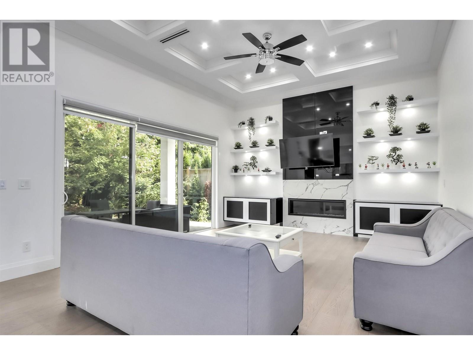3560 Highland Boulevard Property Photo 12