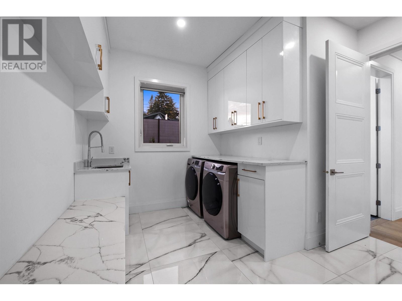 3560 Highland Boulevard Property Photo 17