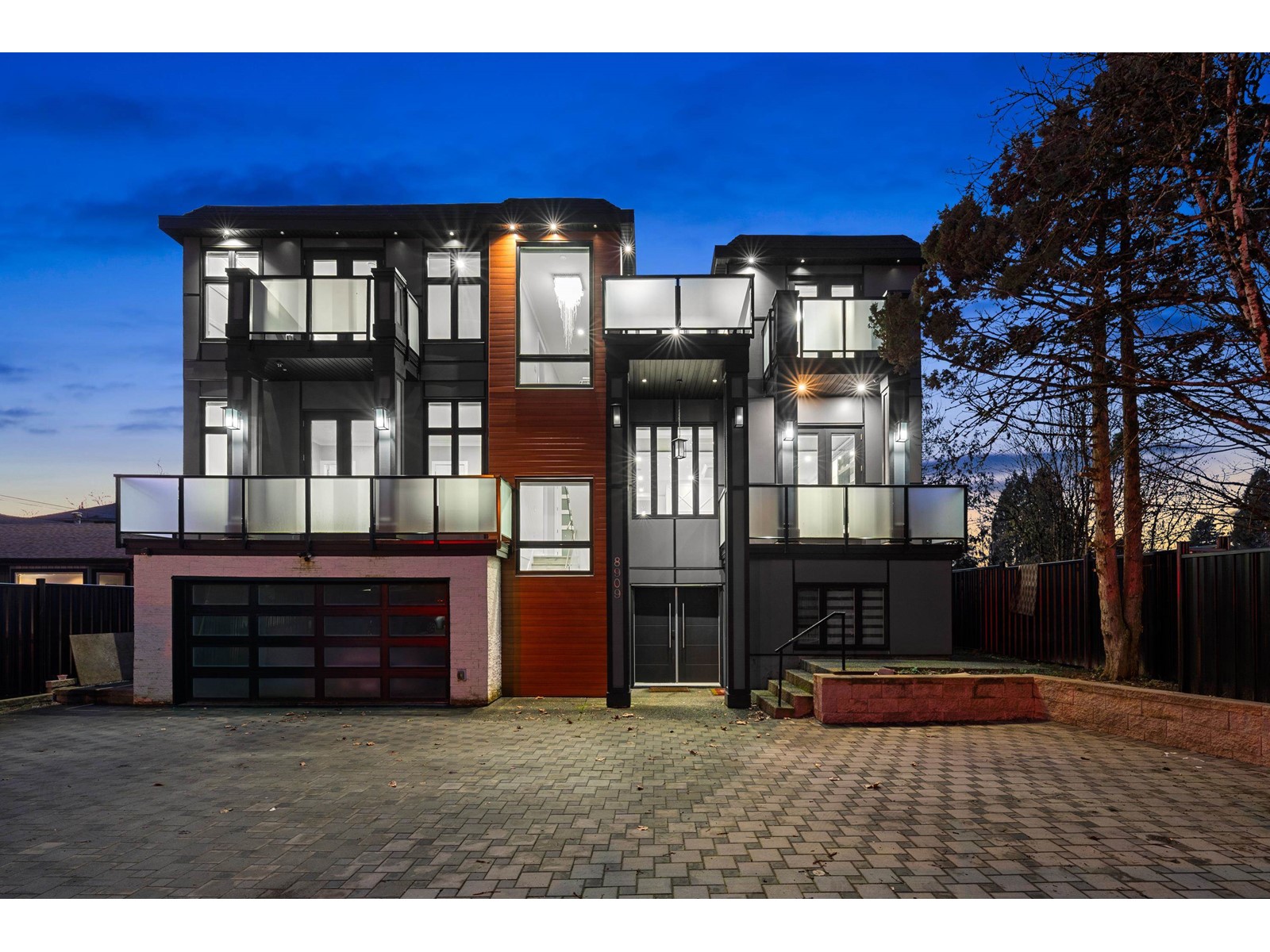 8909 128 STREET Property Photo 1