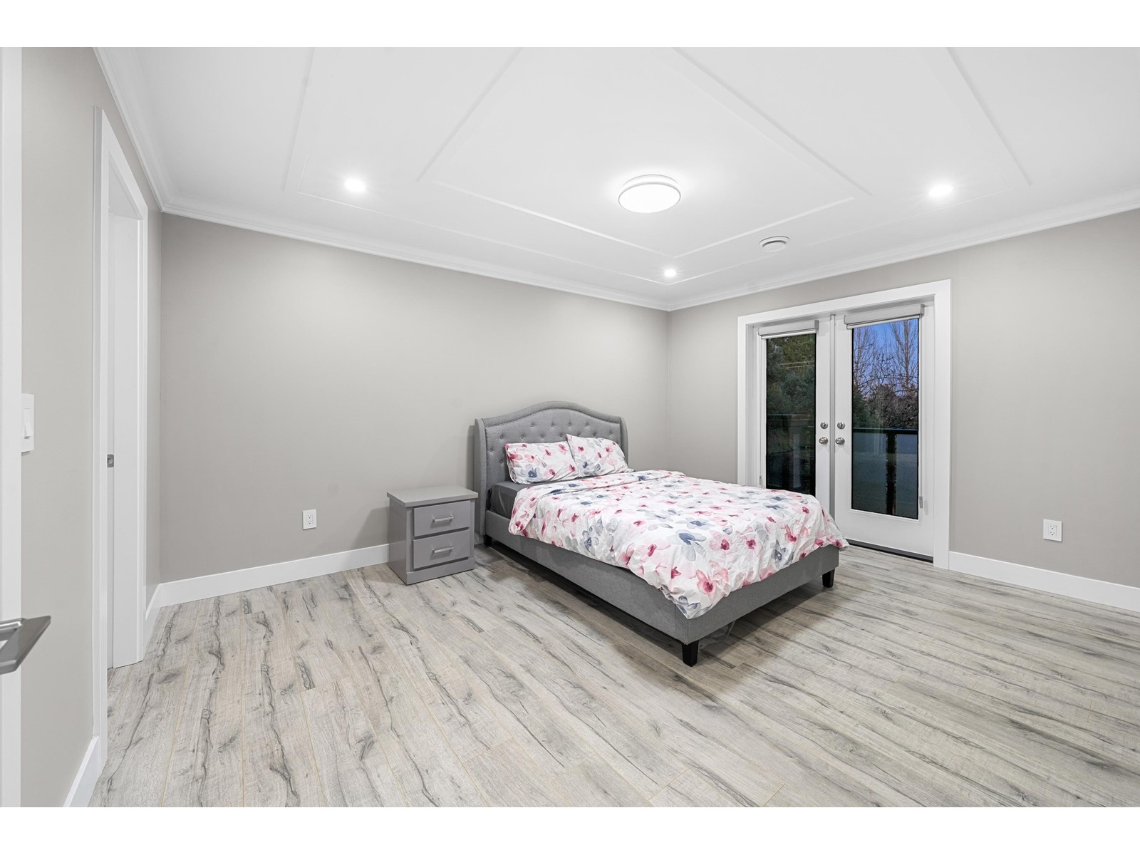 8909 128 Street Property Photo 24