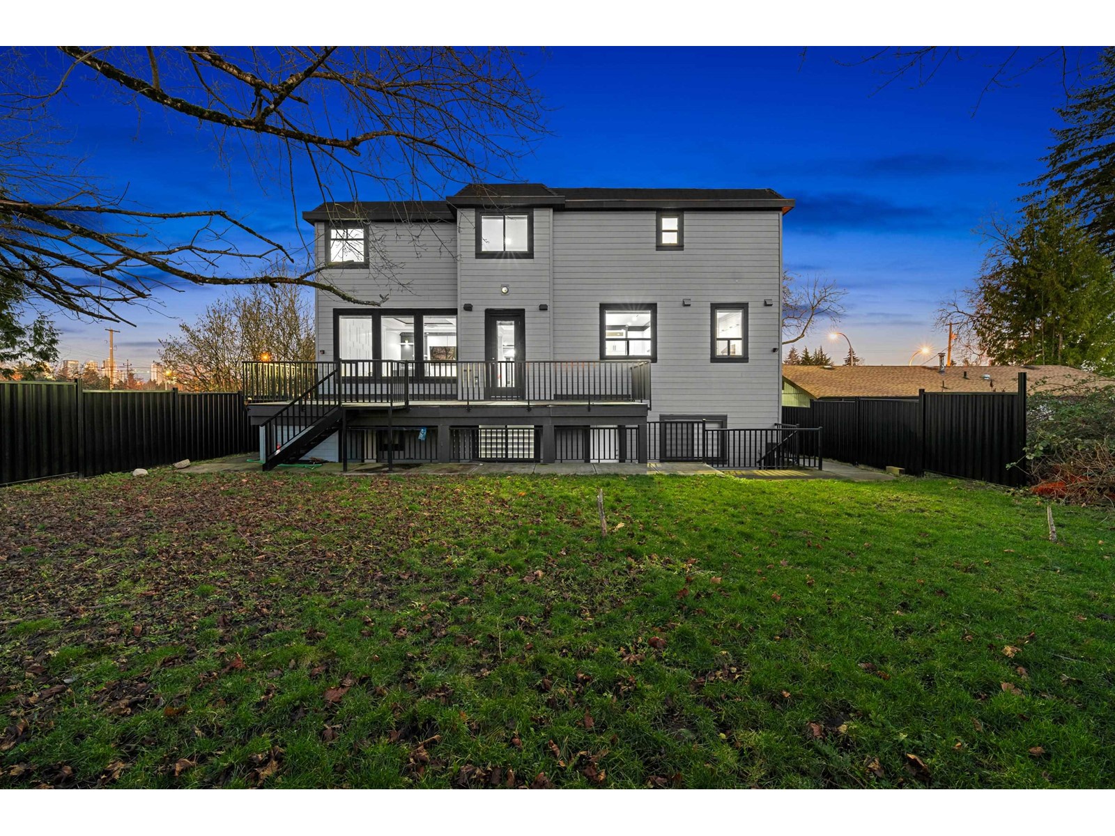 8909 128 Street Property Photo 36