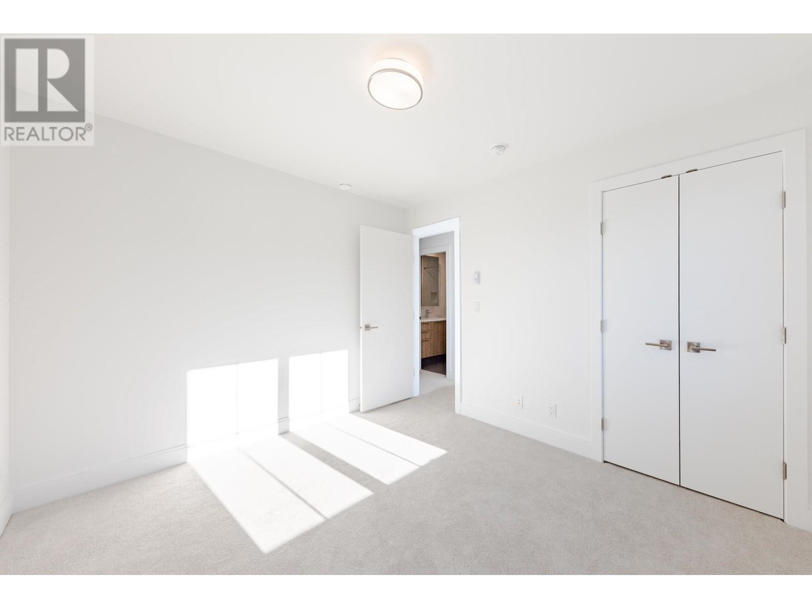 175 1310 Mitchell Street Property Photo 19