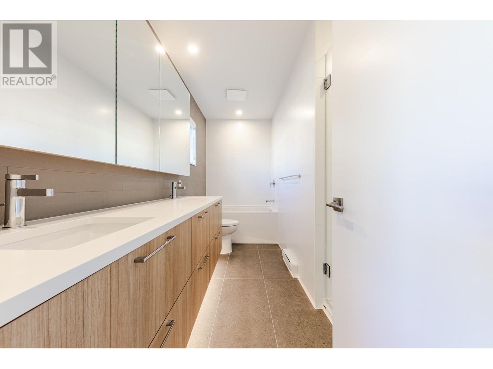 175 1310 Mitchell Street Property Photo 26