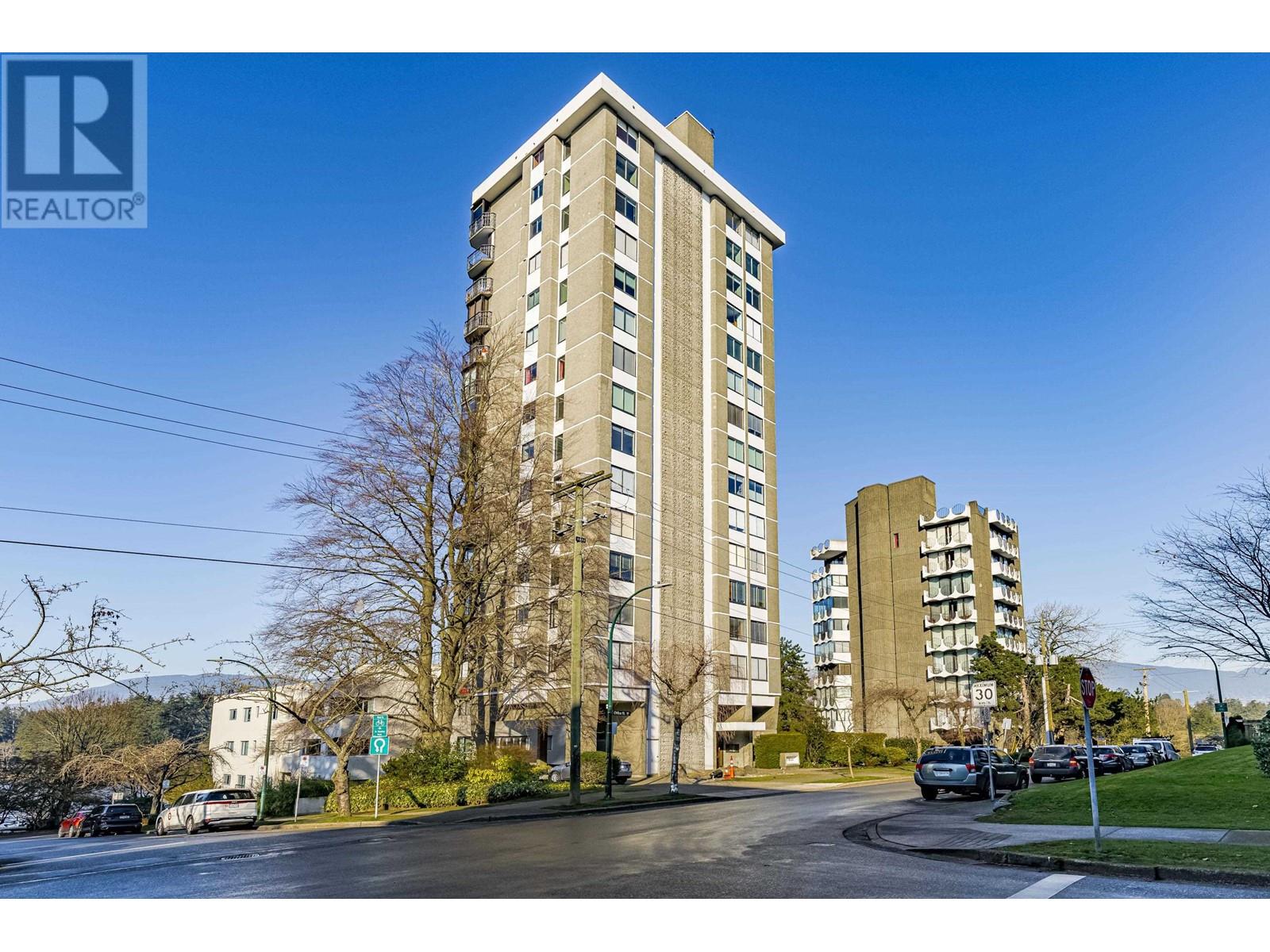 1001 845 CHILCO STREET Property Photo 1