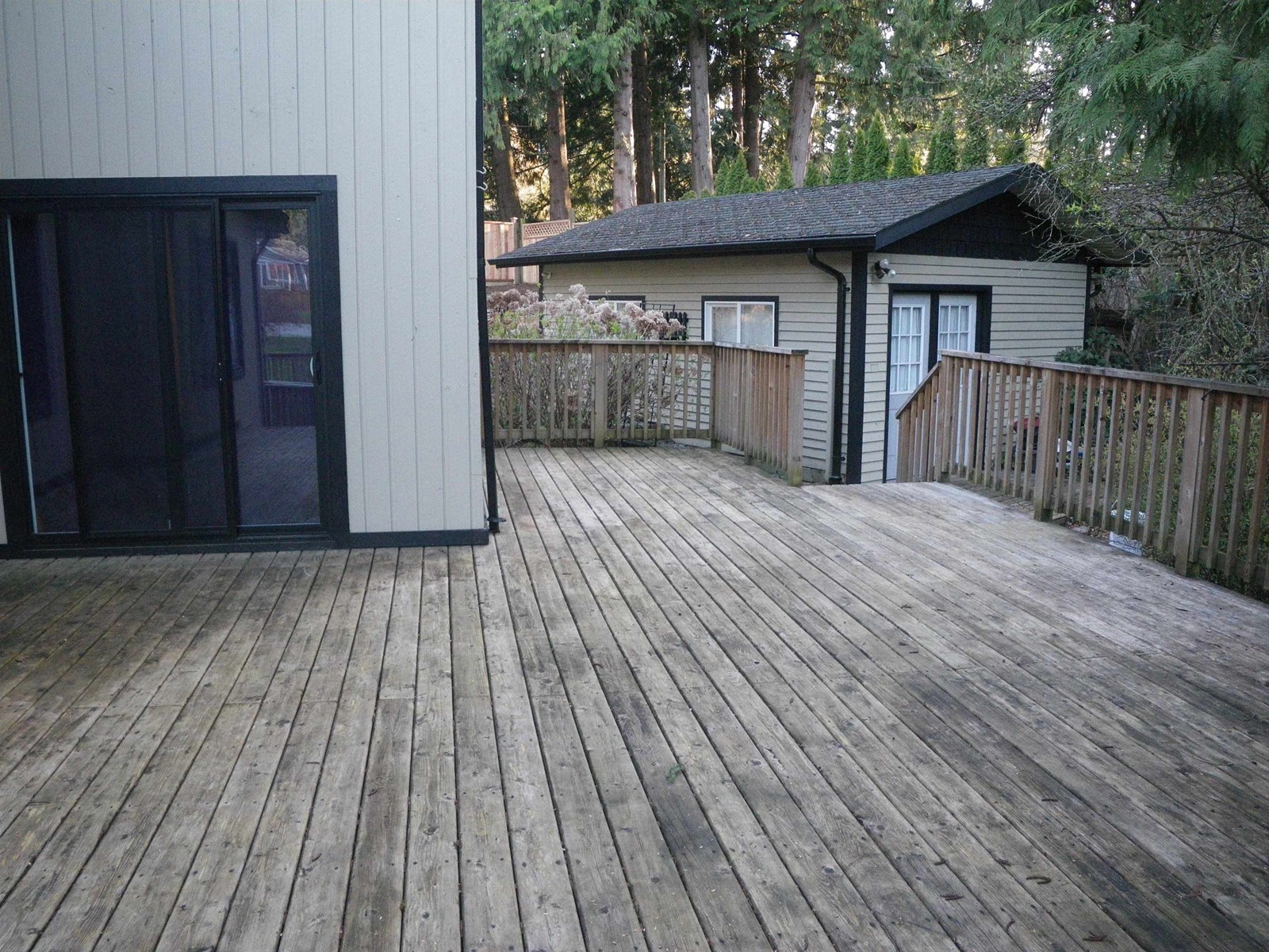 20228 49 Avenue Property Photo 21