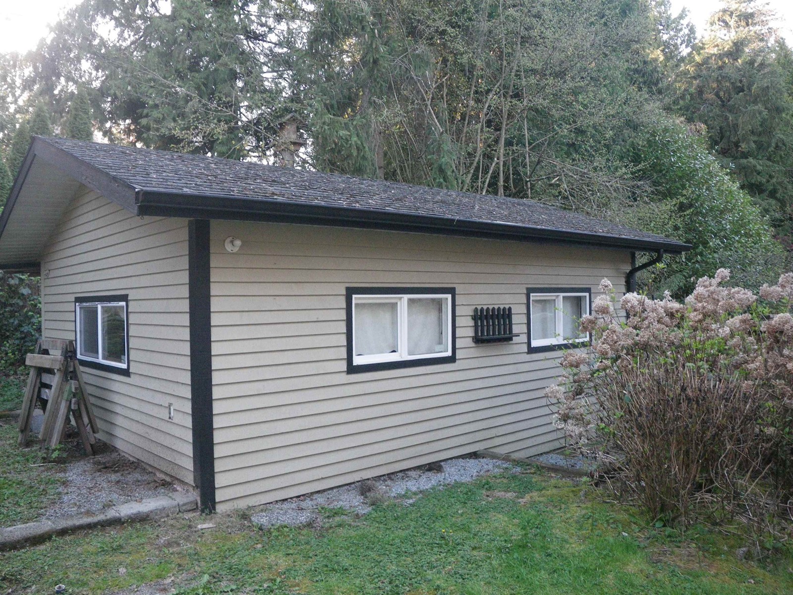 20228 49 Avenue Property Photo 23