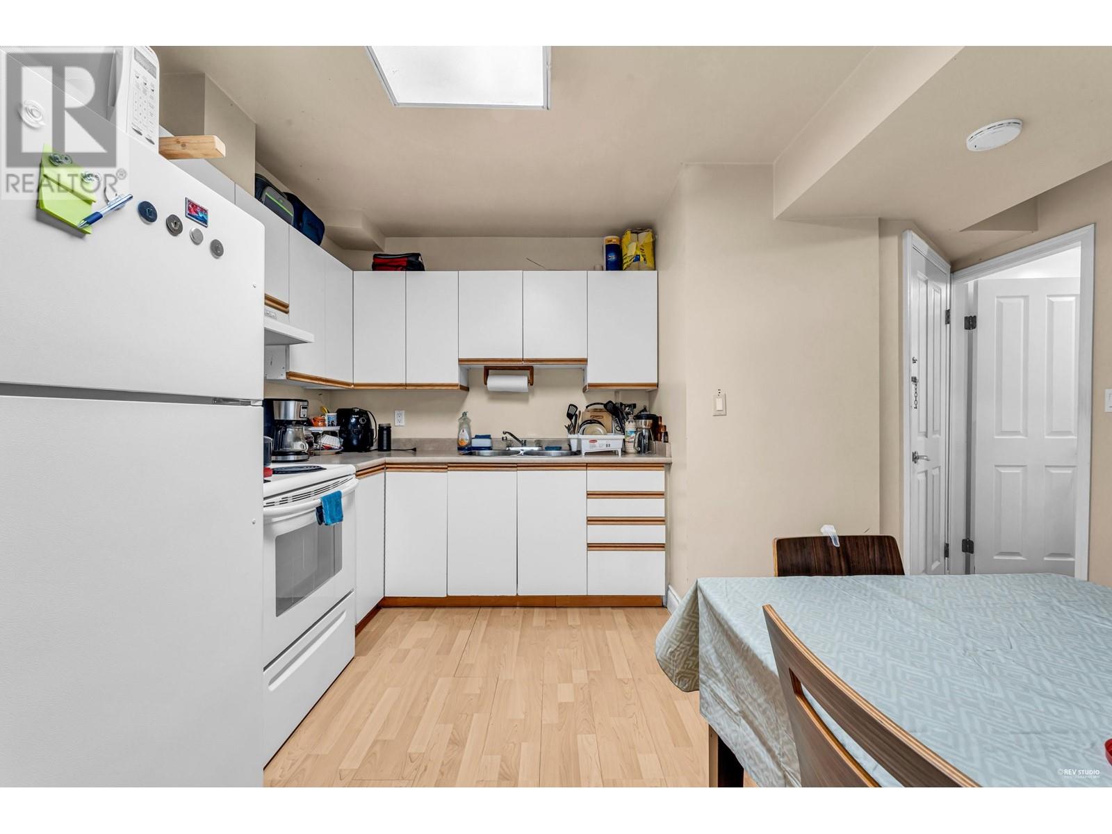 7015-7017 Elwell Street Property Photo 23