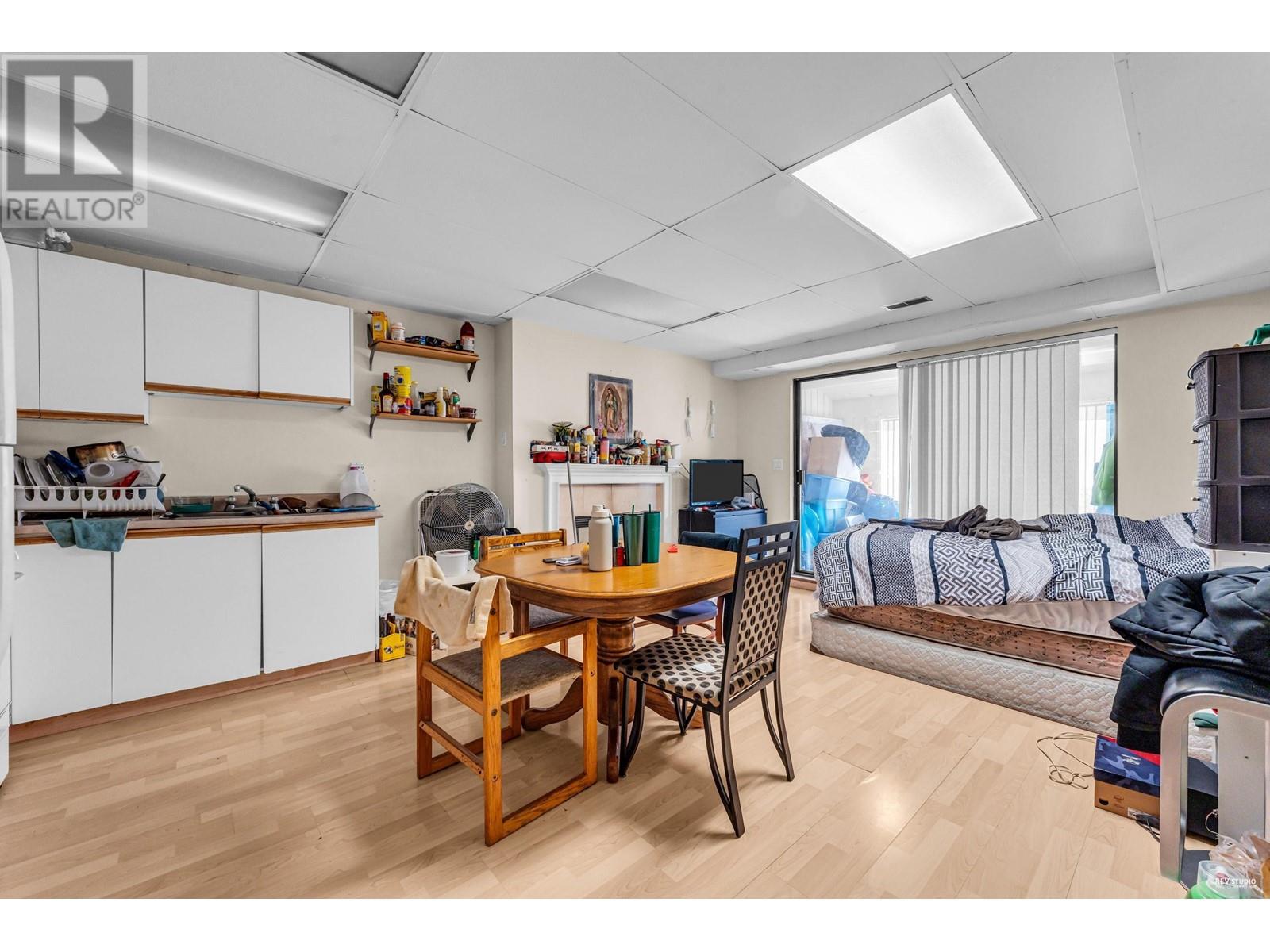 7015-7017 Elwell Street Property Photo 29