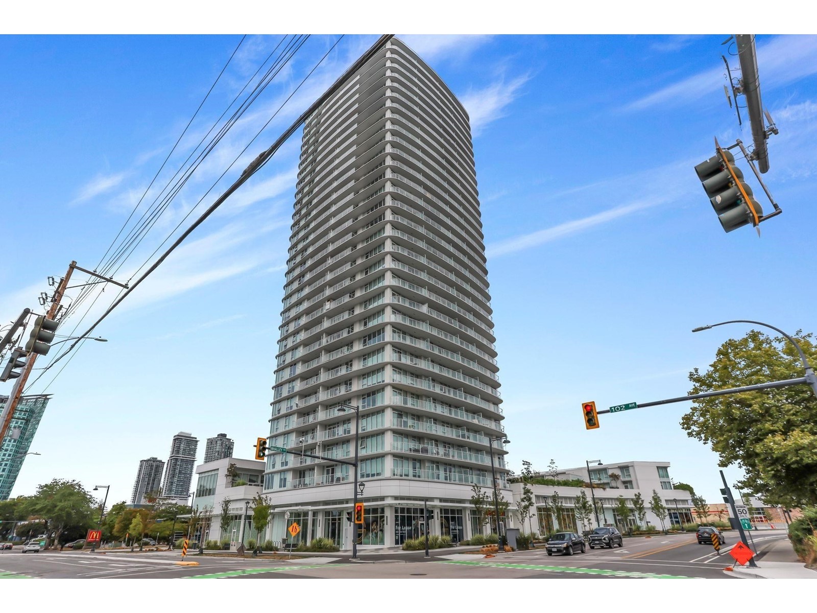2212 13685 102 AVENUE Property Photo 1