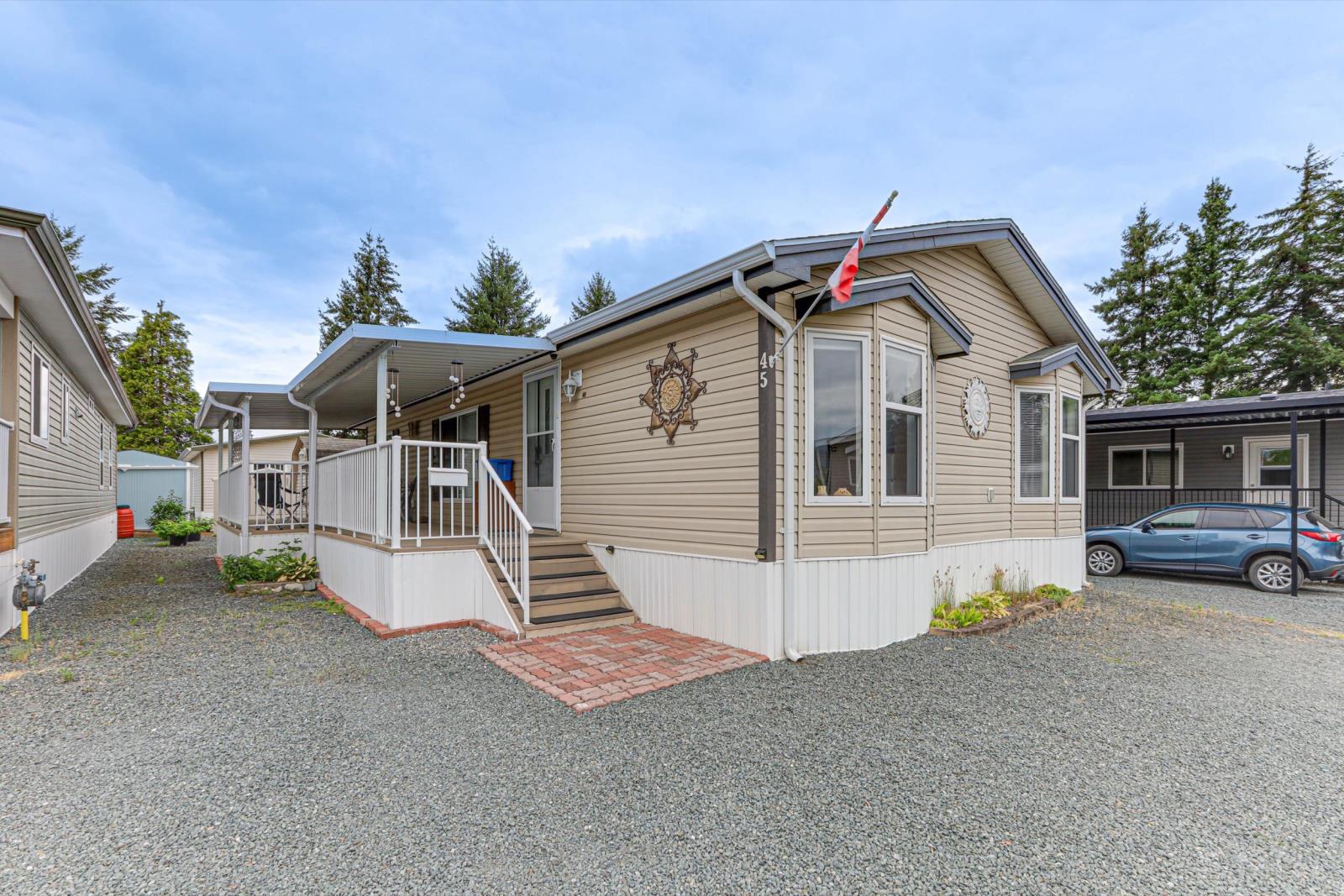 45 6035 VEDDER ROAD, Sardis South Property Photo 1