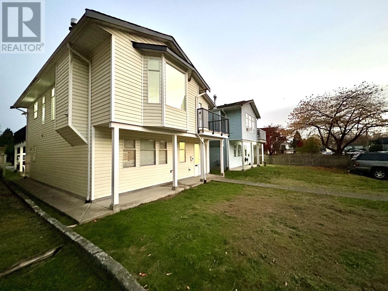 3182 JERVIS STREET Property Photo 1