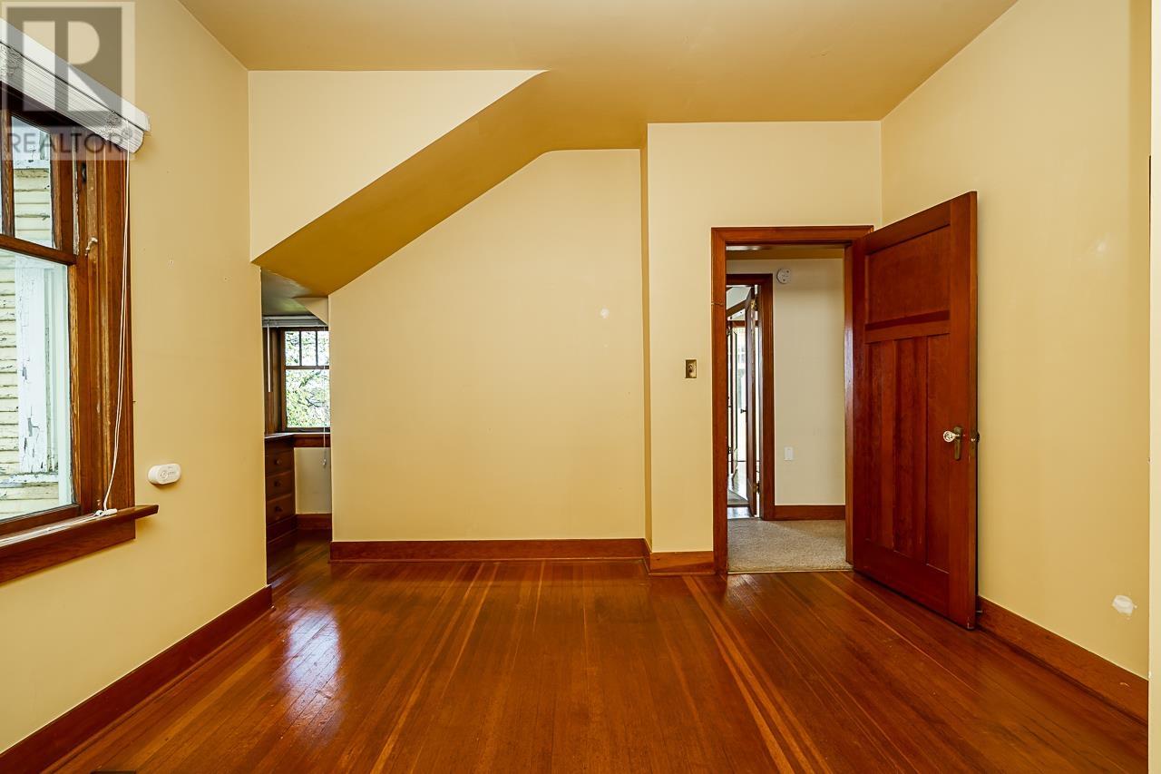 7386 Humphries Avenue Property Photo 19