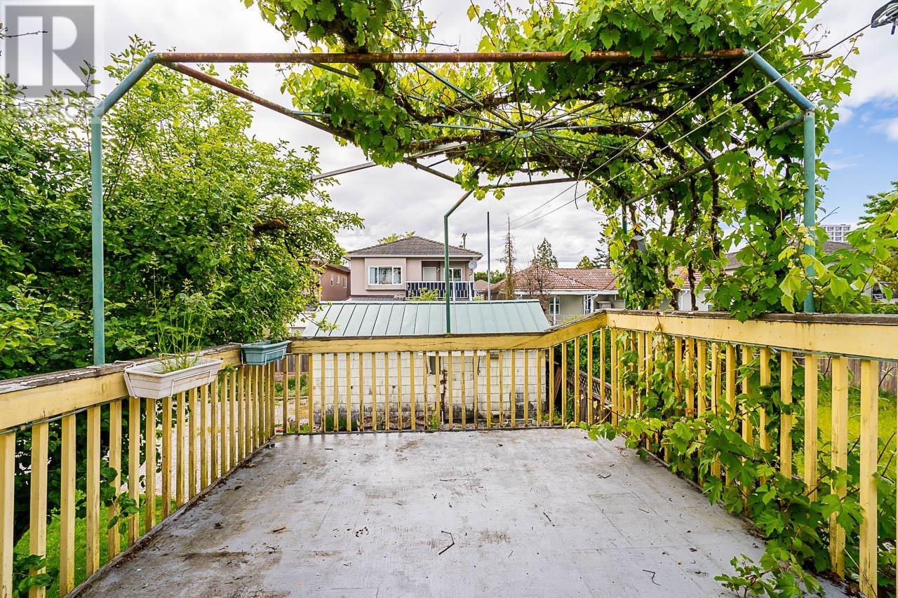 7386 Humphries Avenue Property Photo 33