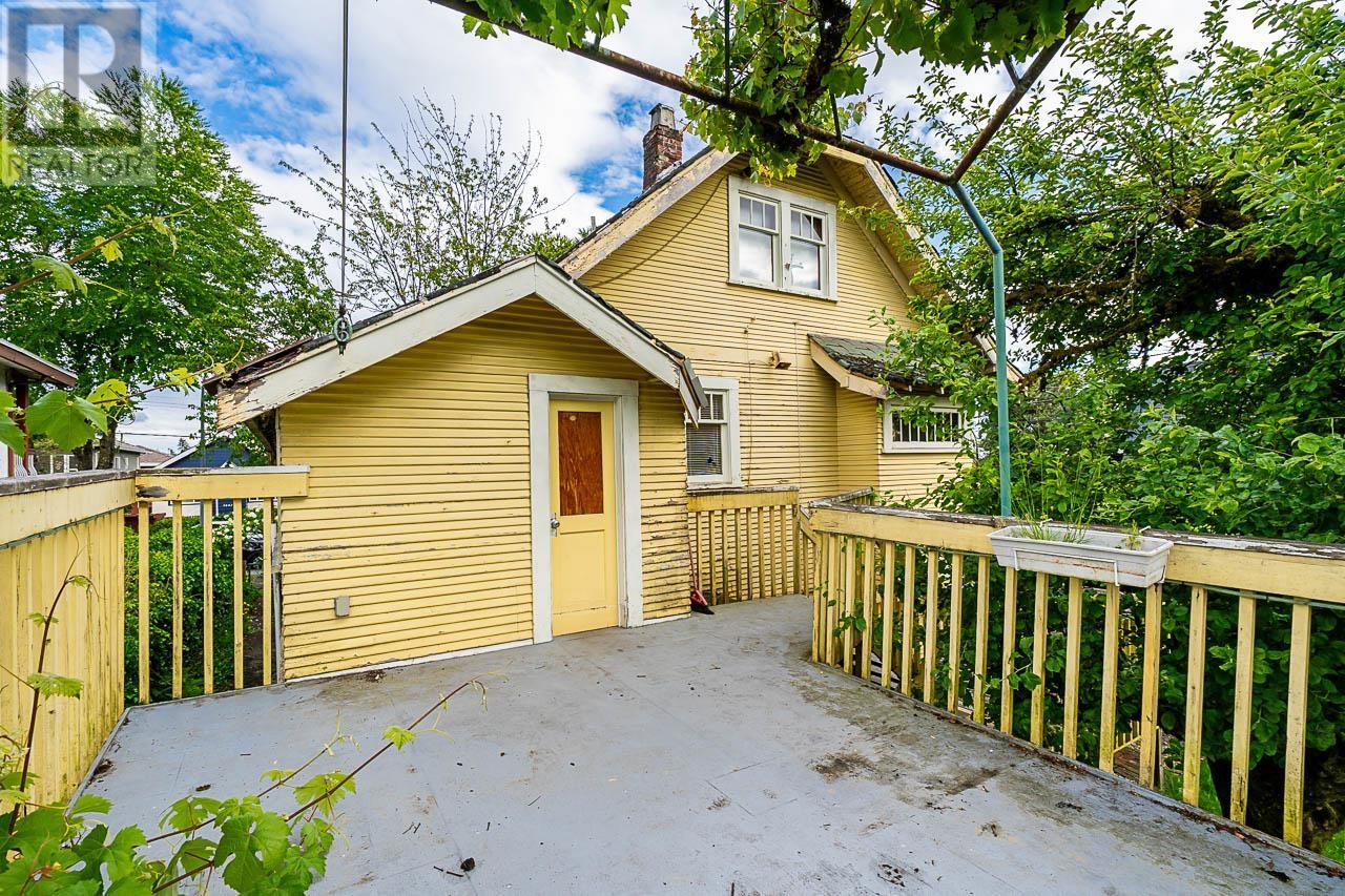 7386 Humphries Avenue Property Photo 35