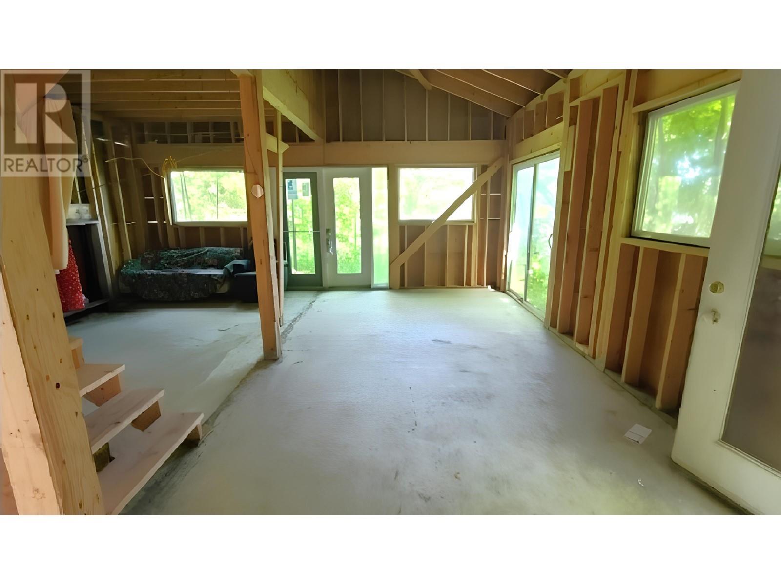28817 16 Highway Property Photo 14