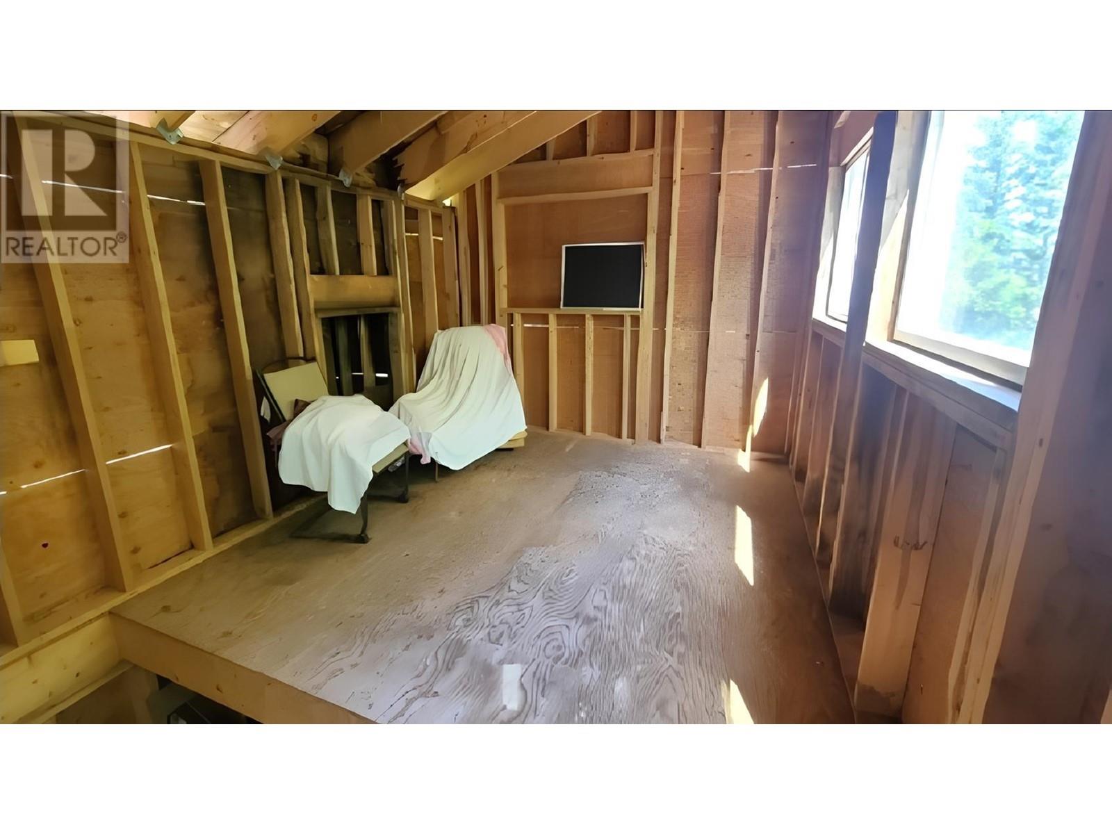 28817 16 Highway Property Photo 20
