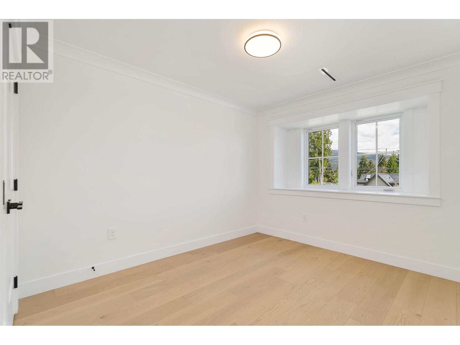3031 Fromme Road Property Photo 16