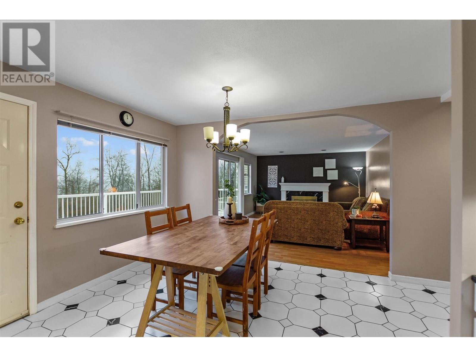 2976 Christina Place Property Photo 10